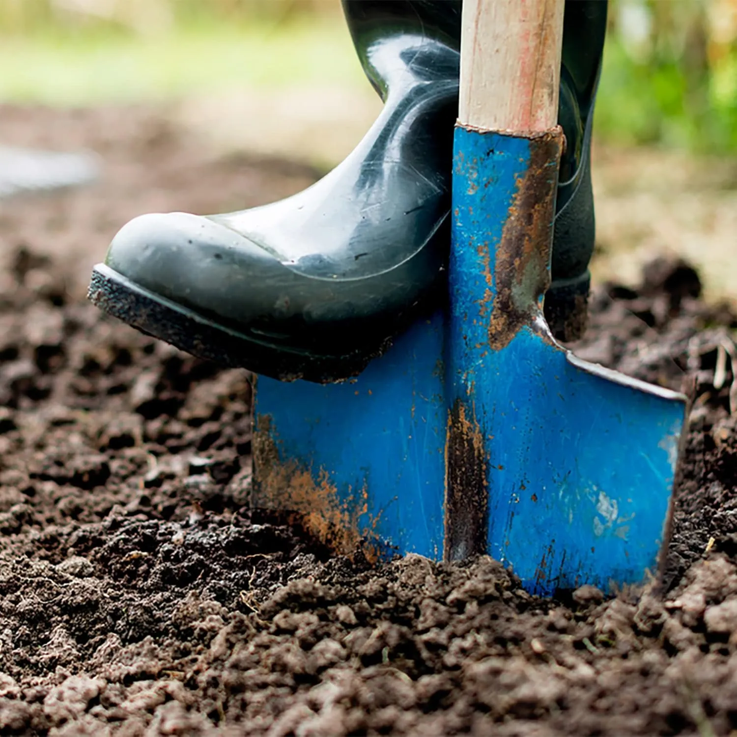 ATERET Footwear Protection PVC Rubber Boot 100% Waterproof Lightweight and Durable Footwear For Agricultural Construction Industry