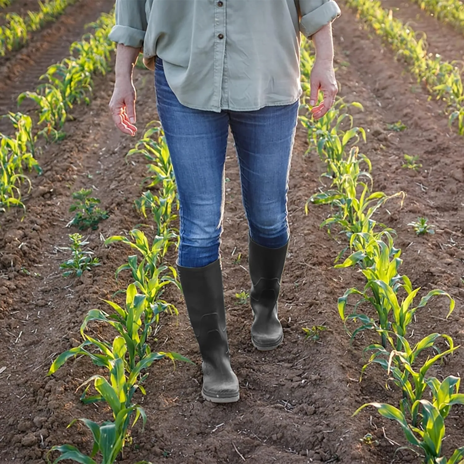 ATERET Footwear Protection PVC Rubber Boot 100% Waterproof Lightweight and Durable Footwear For Agricultural Construction Industry