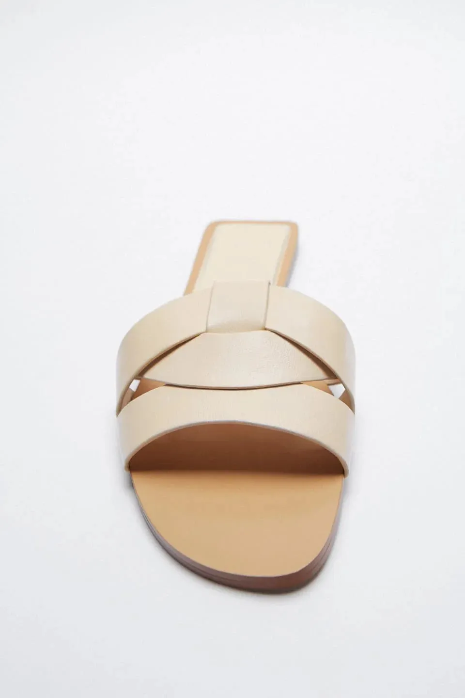 FLAT CRISS-CROSS LEATHER SLIDER SANDALS - BEIGE