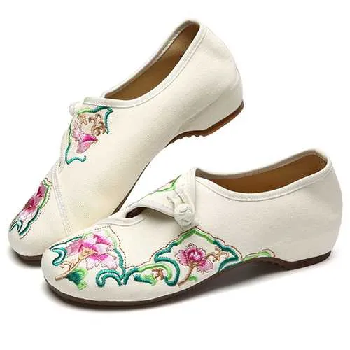 Flower Embroidered Round Toe Buckle Flat Loafers
