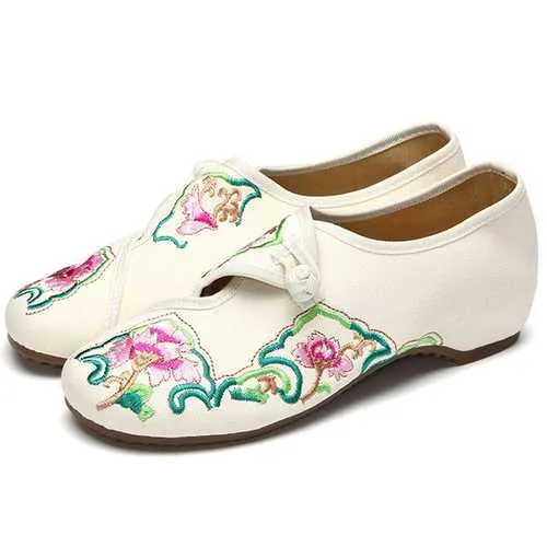 Flower Embroidered Round Toe Buckle Flat Loafers