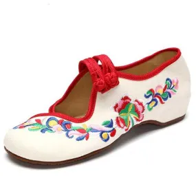 Flower Embroidered Slip On Retro Flat Loafers