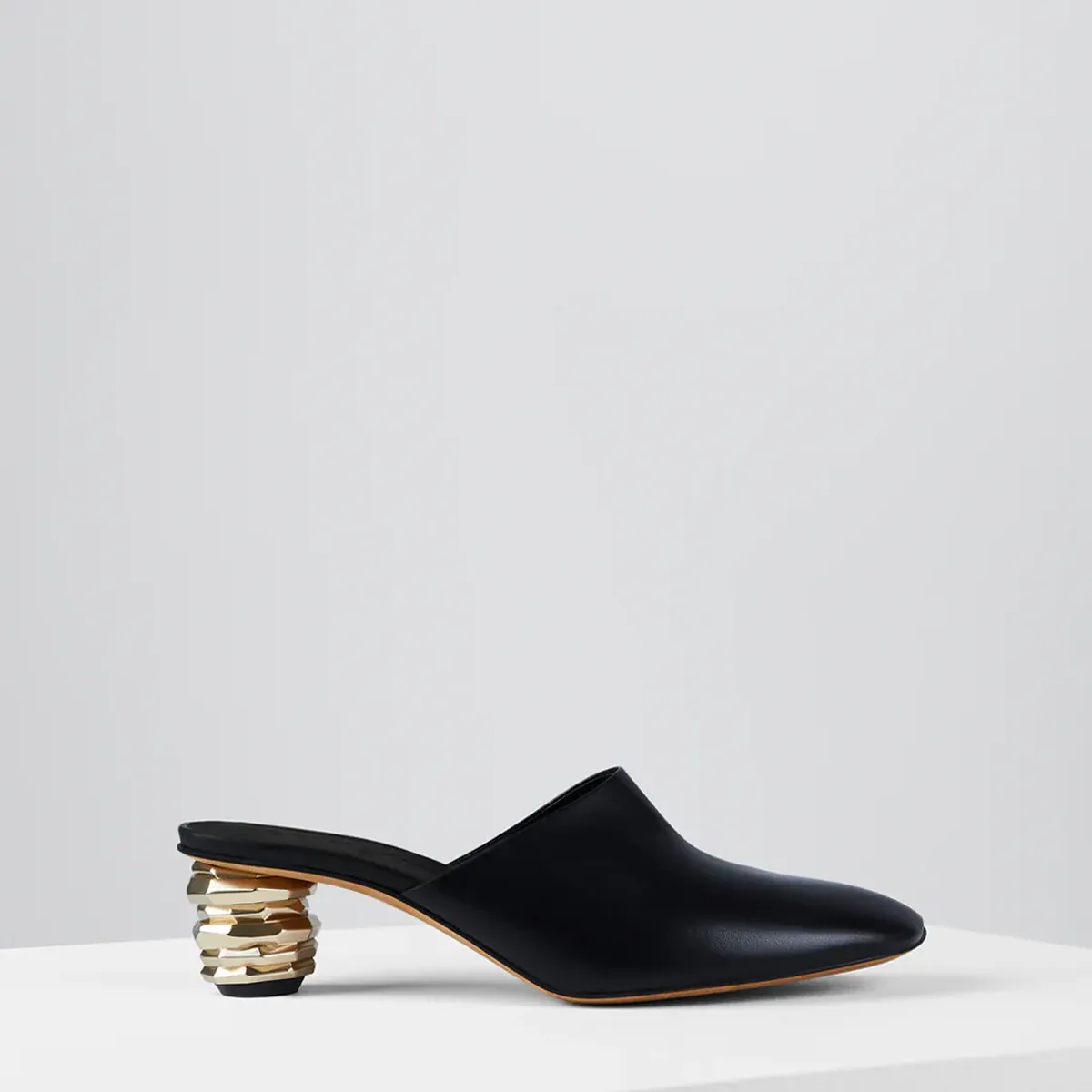 Gemma Mules in Nero