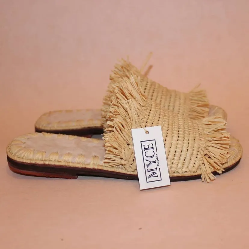 MARI Raphia Sandal
