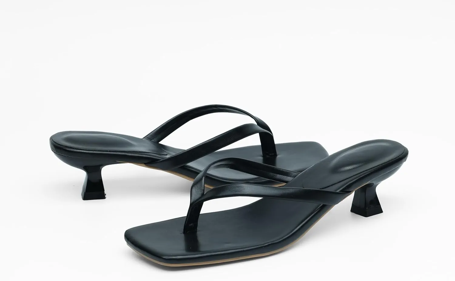 MGGMOKAY Women's Kitten Heels Sandals Square Open Toe Low Heels Flip Flops with Comfortable Memory Foam