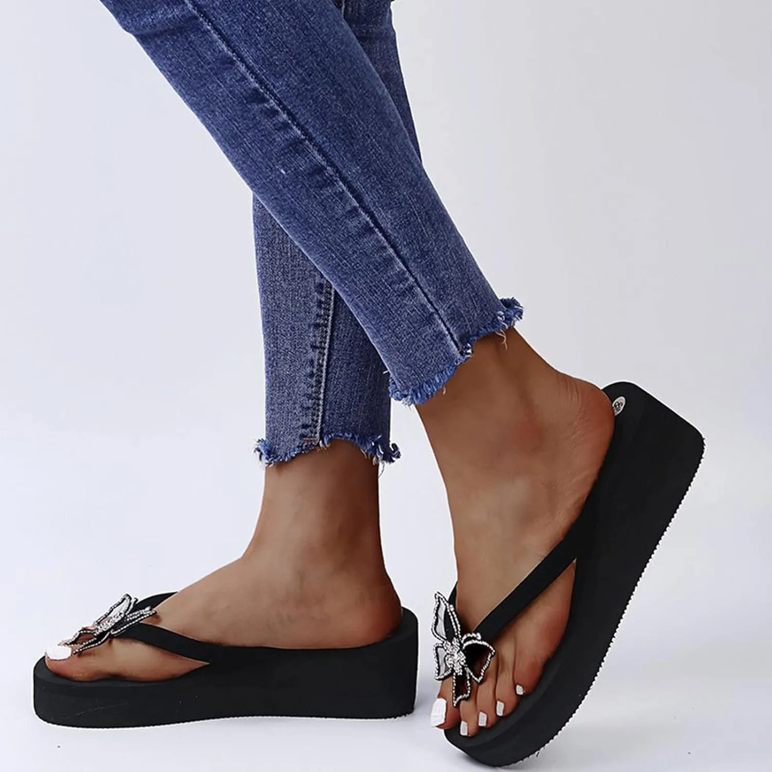 Thong Flip Flops for Women Platform Fashion Rhinestone Butterfly Clip Toe Slip-on Wedges Slipper Summer Comfortable Casual Ladies Beach Shoes