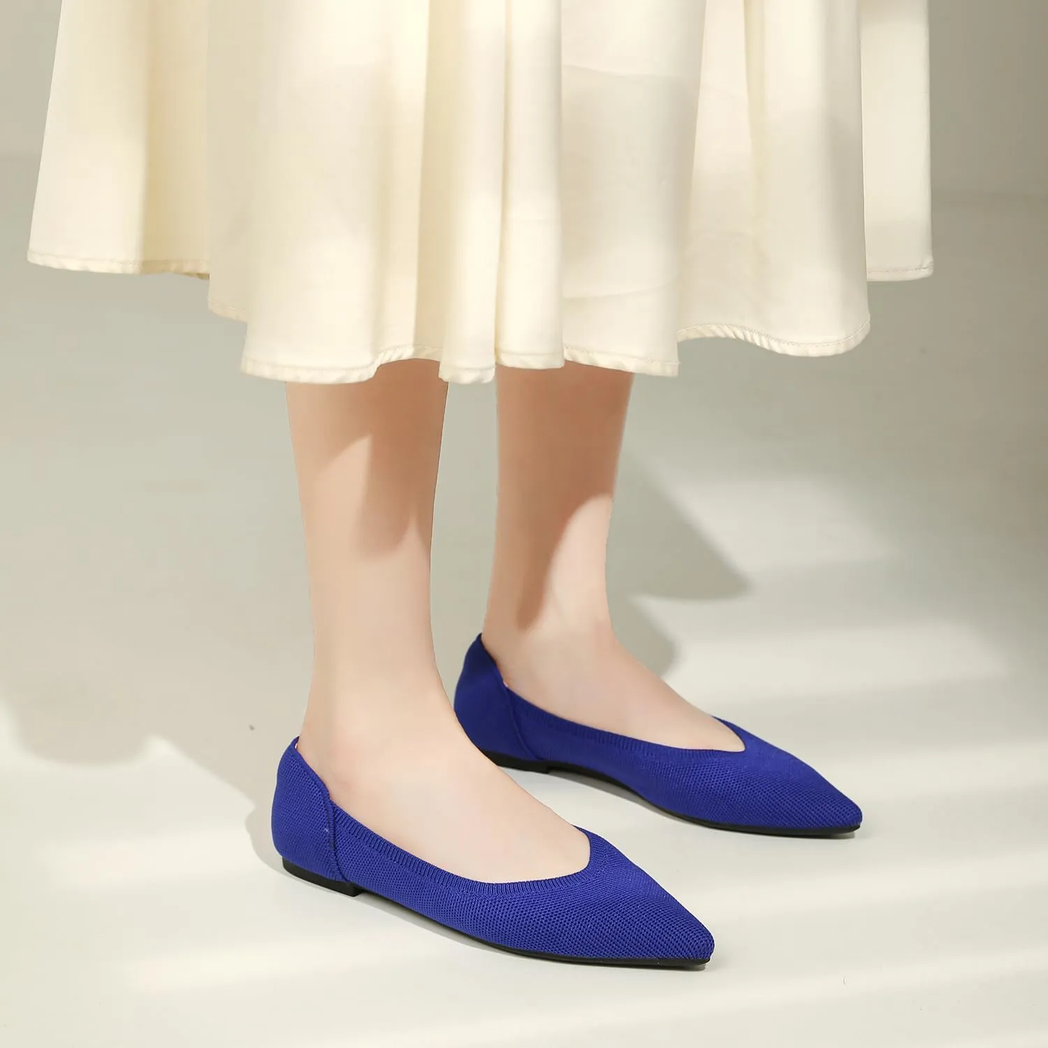 Touchmosees Women's Pointed-Toe Ballet Flats Classic Slip-On Breathable Dress Flats