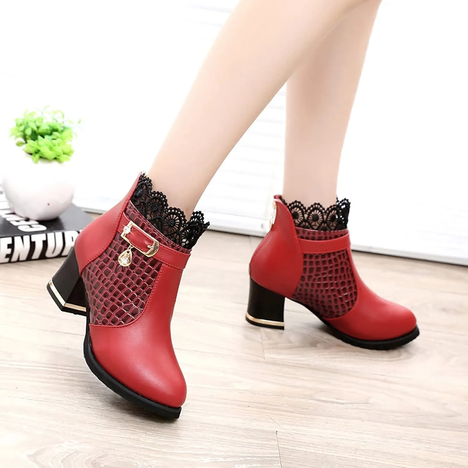 Womens Boots Exquisite Leather Side Zipper Elegant Lace Boots for Women Vintage Round Toe Durable Sole Boots