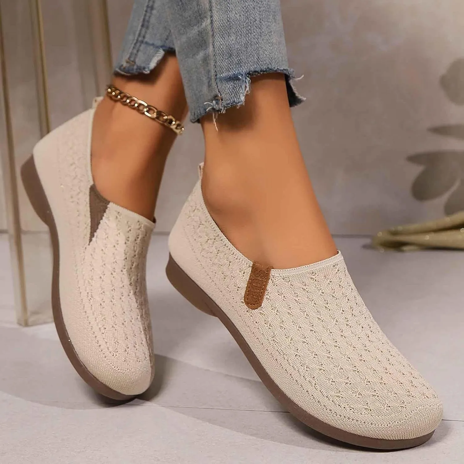 Women's Casual Slip On Shoes Breathable Flat Thick Sole Round Toe Fabric Loafers Comfortable Walking Footwear