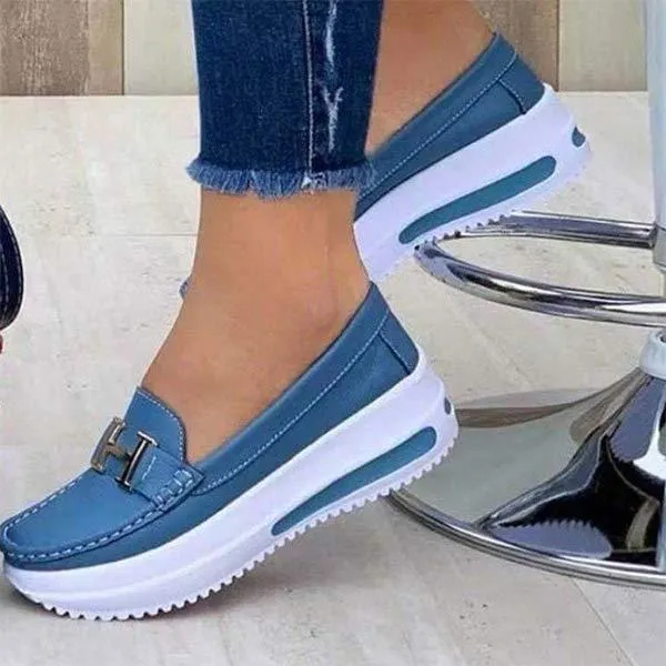 Women's Light And Comfortable Platform Sneakers 79491078C